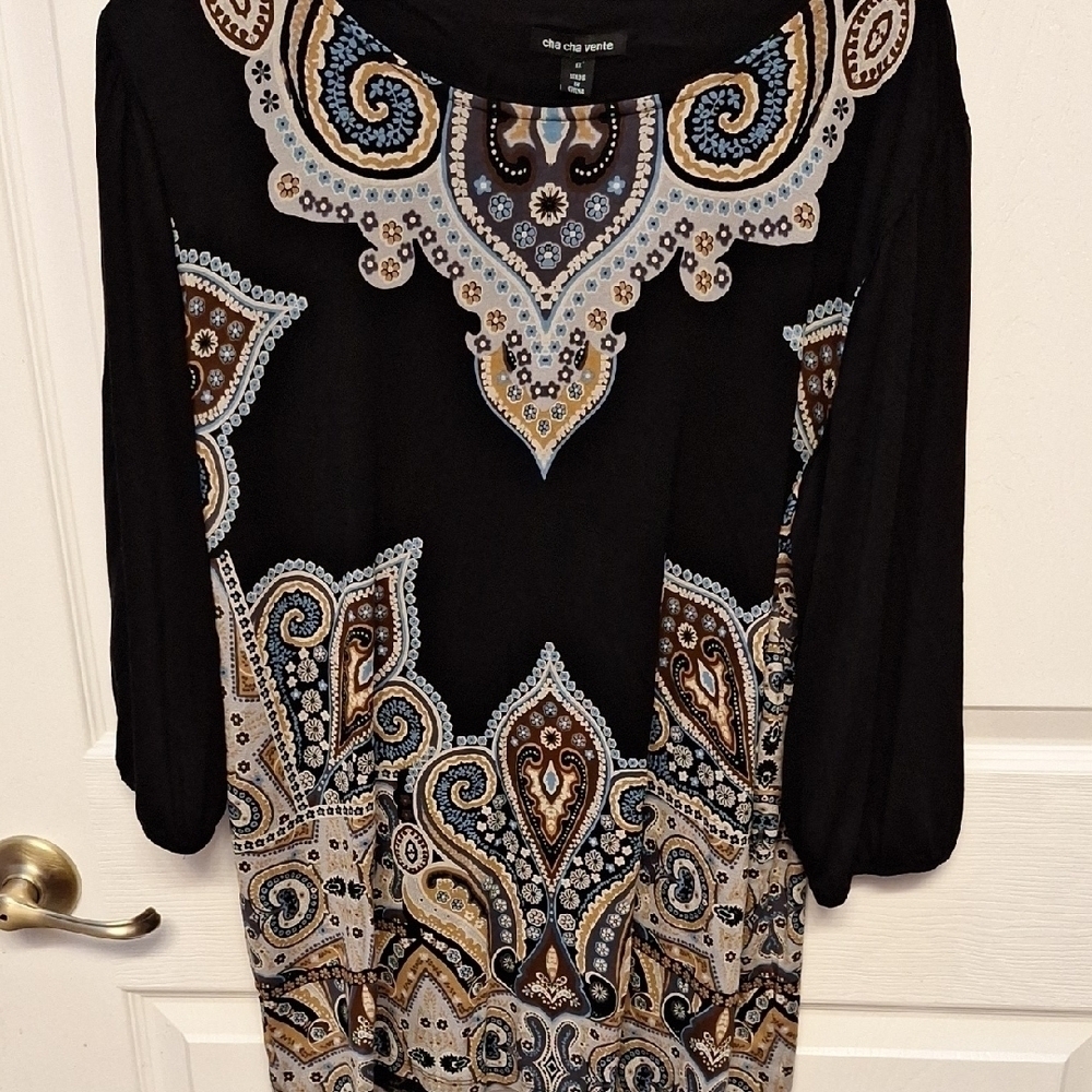 a Cha Cha Vente Pullover Stretch Tunic Size 1X